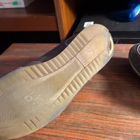 Magnanni Dark Brown Leather Sneakers - Picture 9 of 12